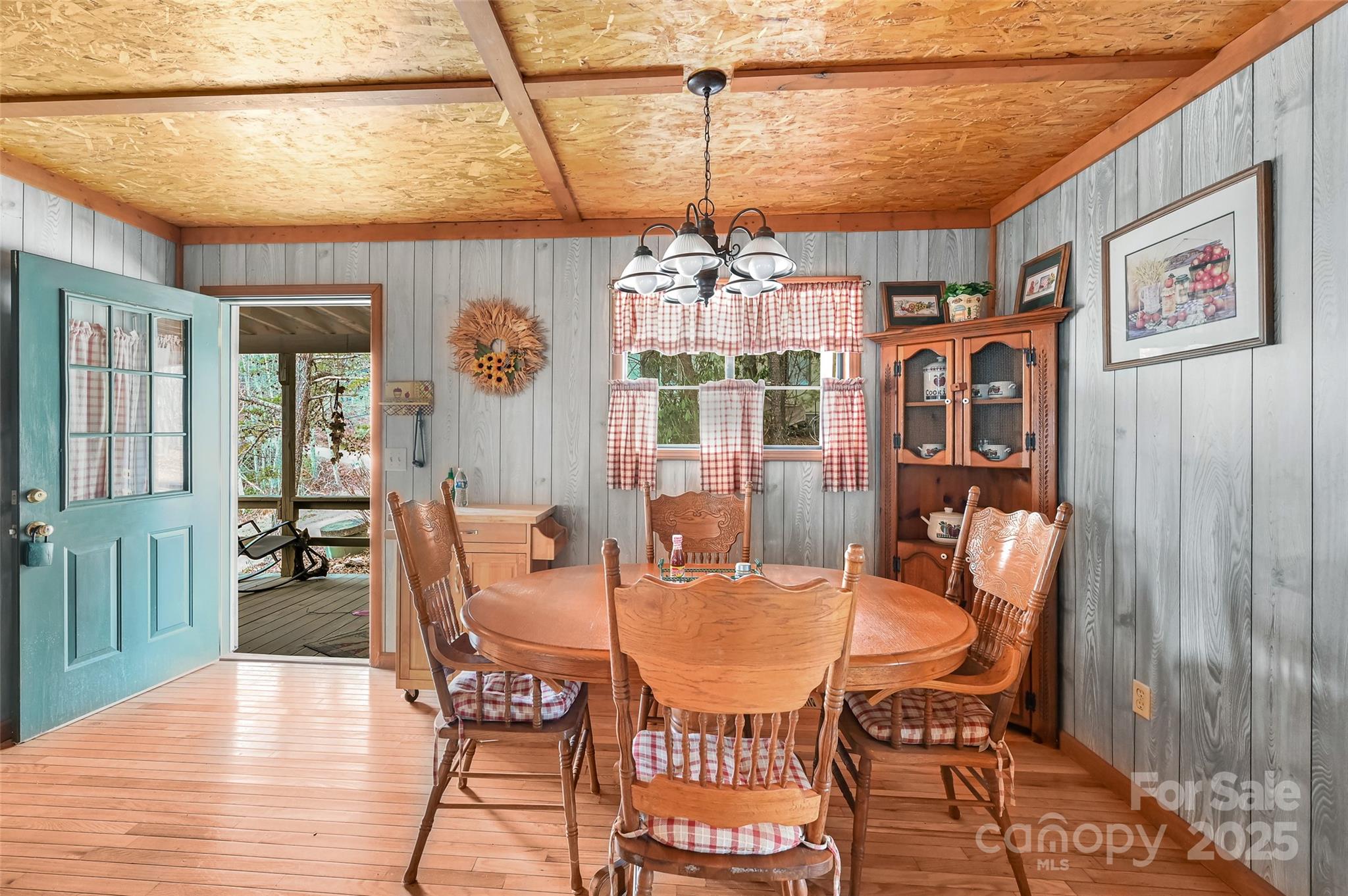 193 Oak Ridge Road