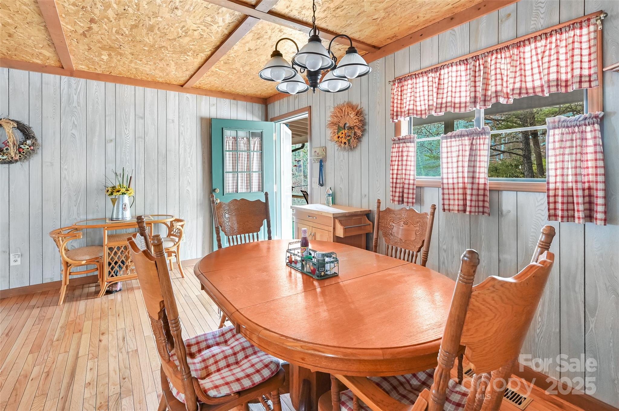 Hidden Valley - Residential