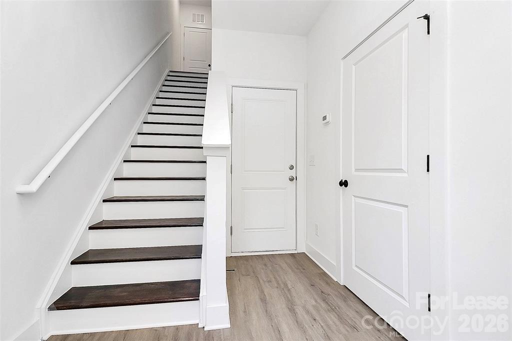 Residences at Oakview - Residential Lease