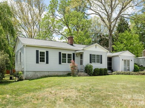 508 Higate Road Hendersonville NC 28791