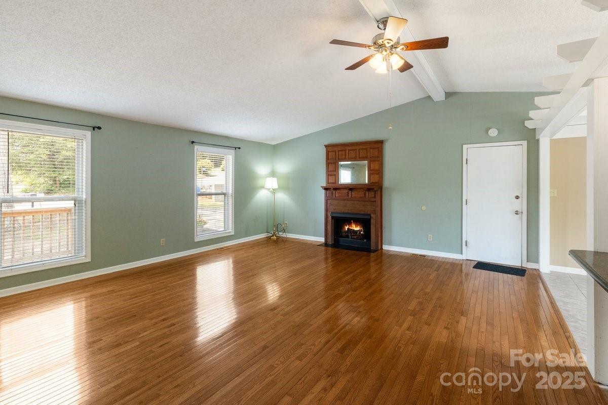 65 Knoll Ridge Drive