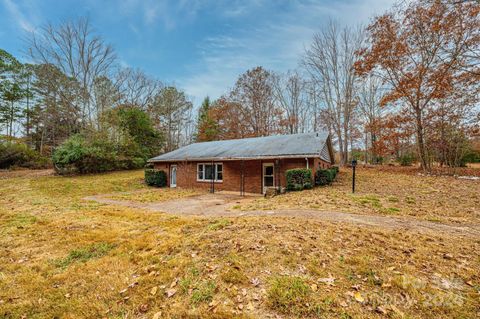 A home in Conover