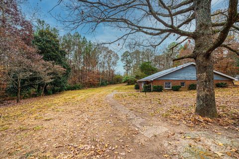 A home in Conover