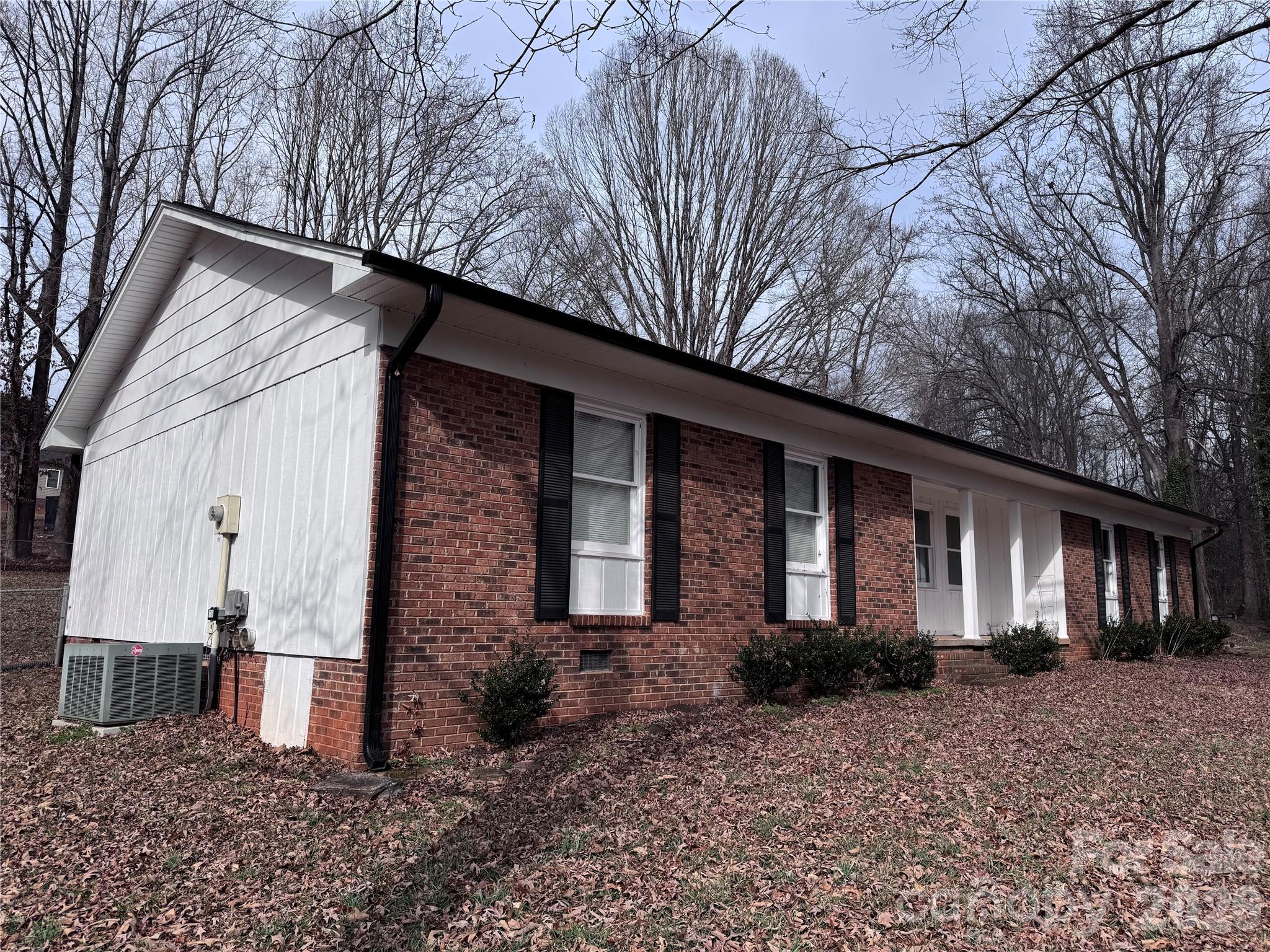 1511 Old Carriage Drive