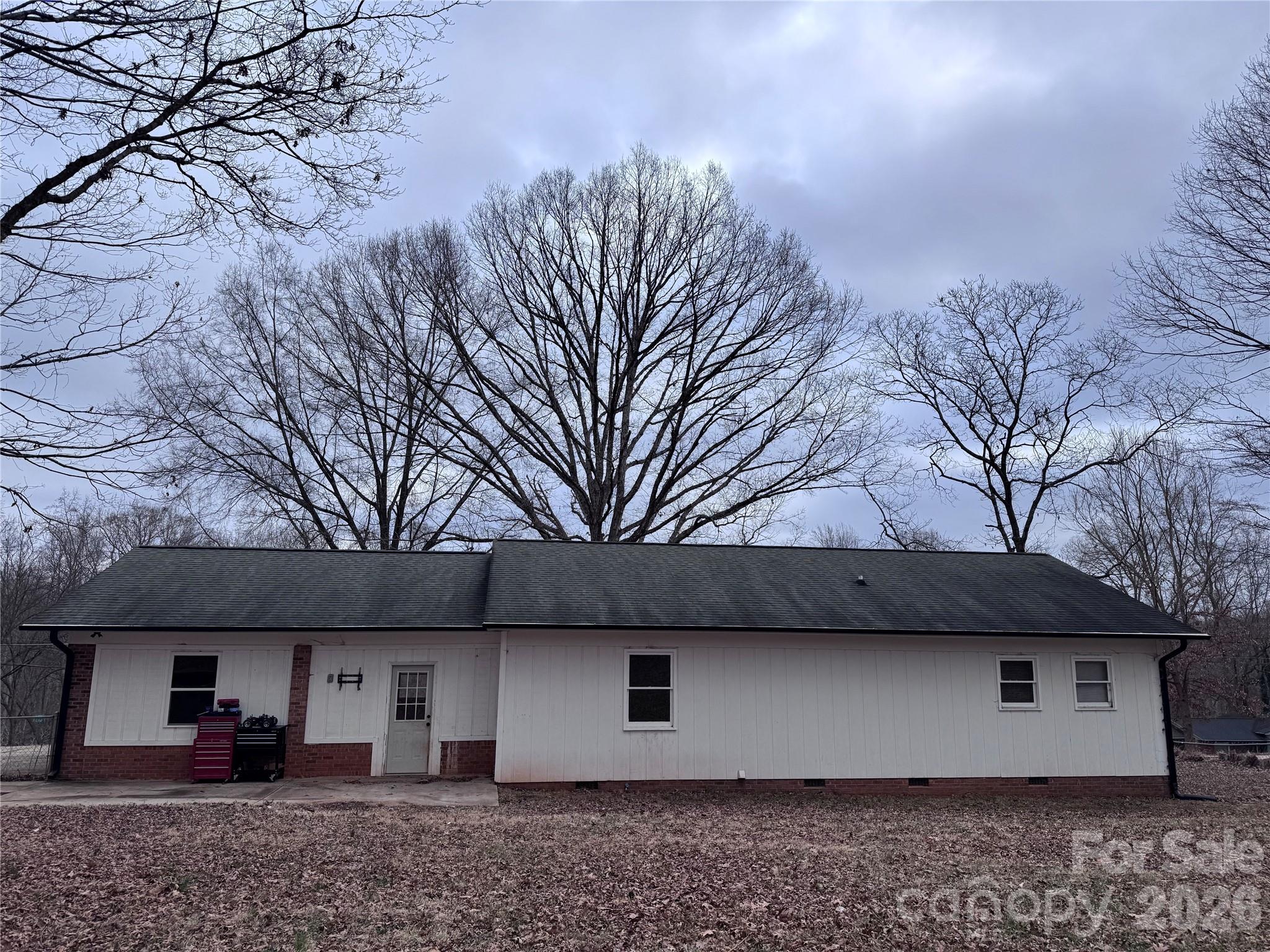 1511 Old Carriage Drive