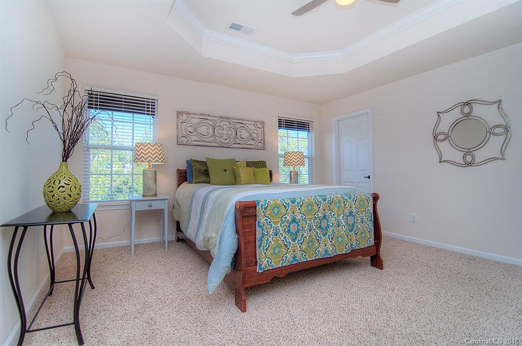 Lake Shore - Residential