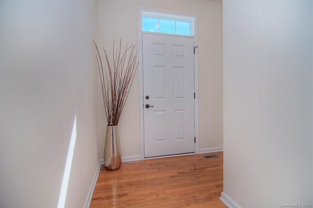 Lake Shore - Residential