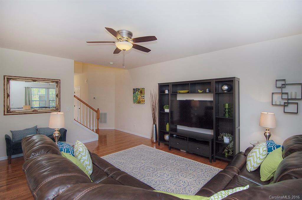 Lake Shore - Residential