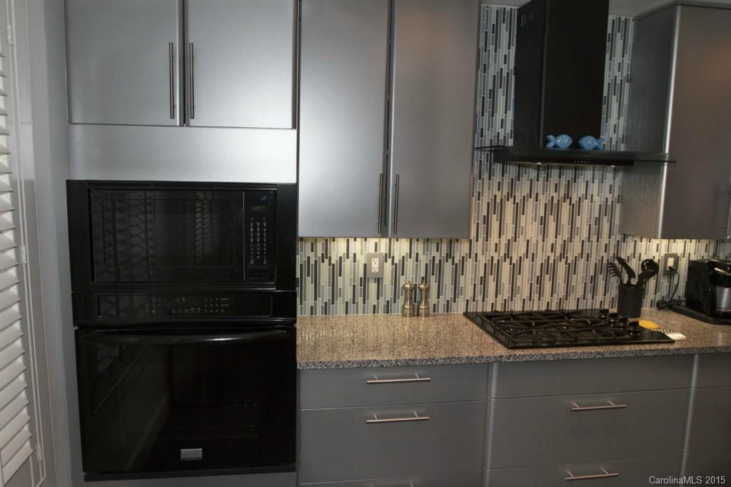 The Lake Club - Residential