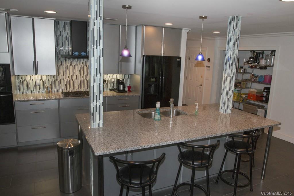 The Lake Club - Residential