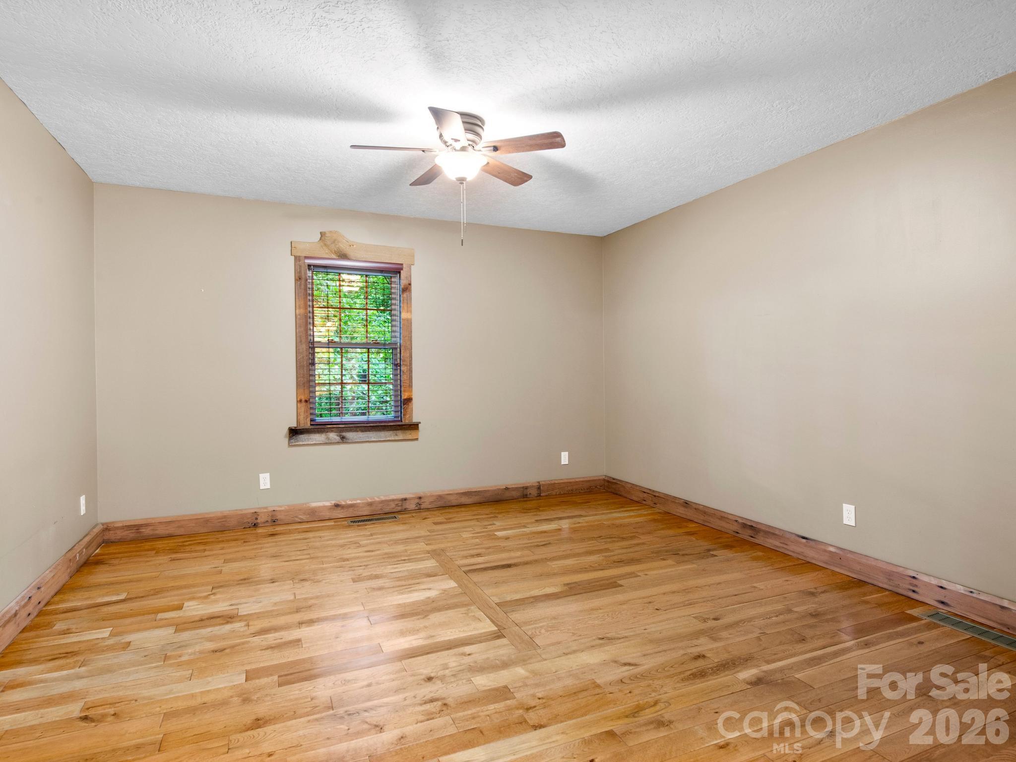 Laurel Lake Estates - Residential