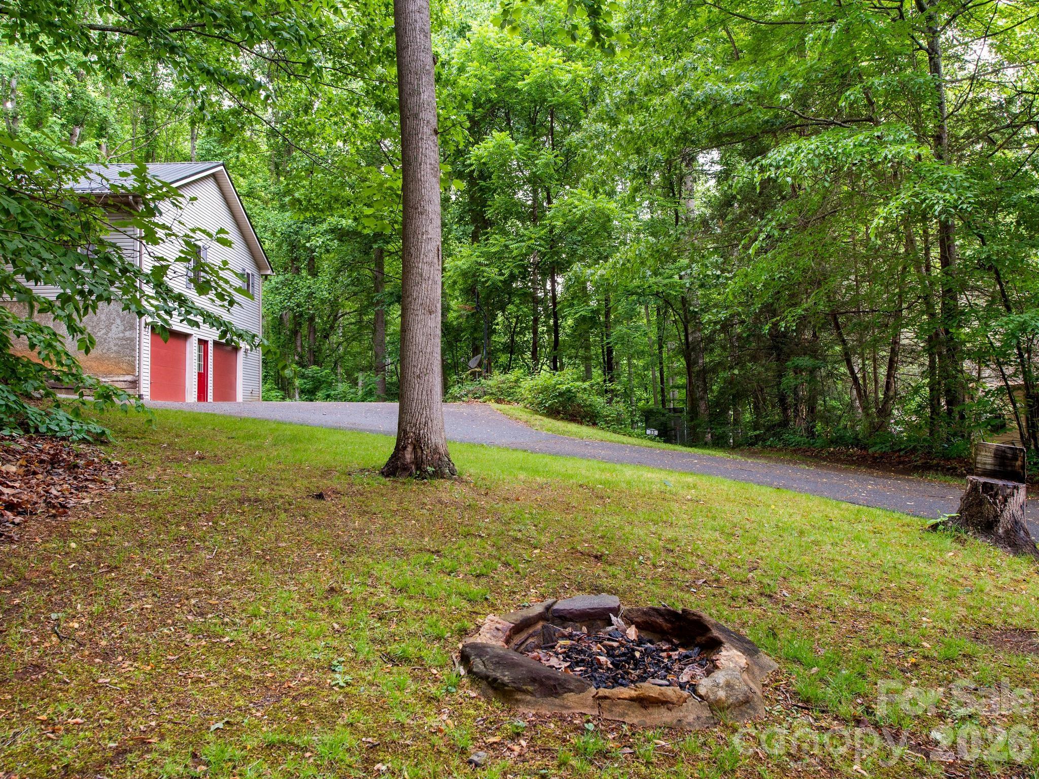 37 Leatherwood Drive 9