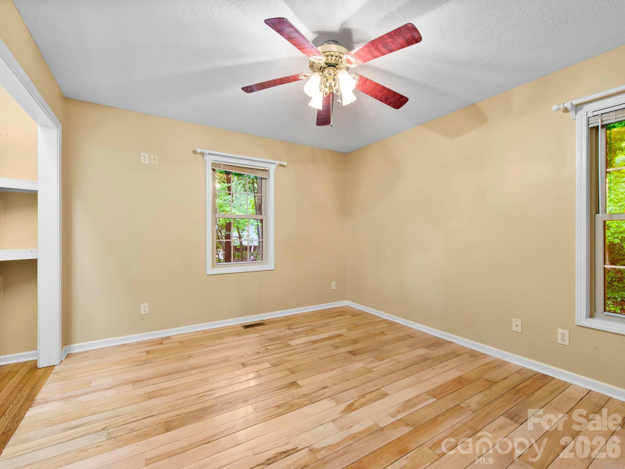 Laurel Lake Estates - Residential