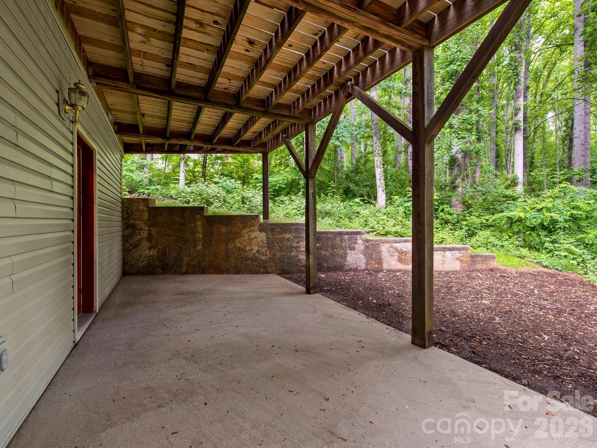 37 Leatherwood Drive 9