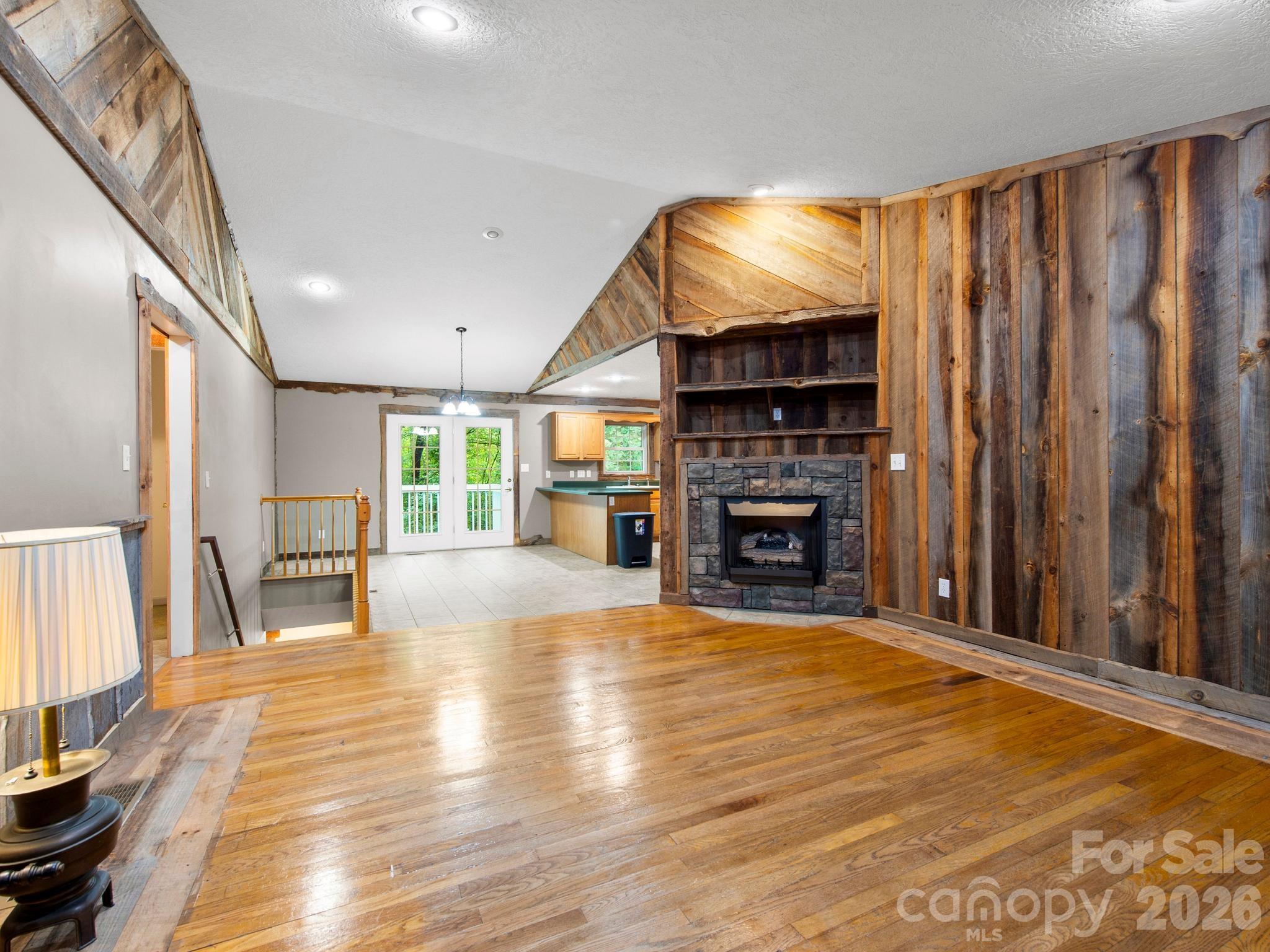 Laurel Lake Estates - Residential
