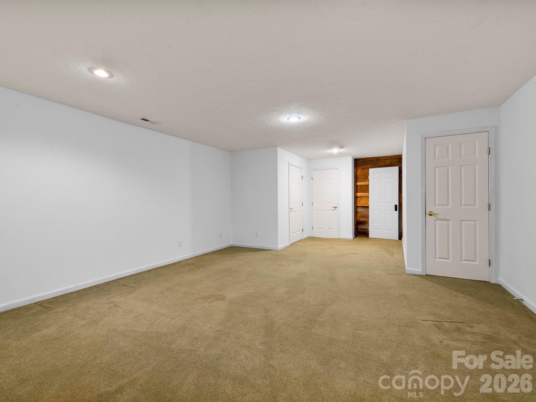 Laurel Lake Estates - Residential