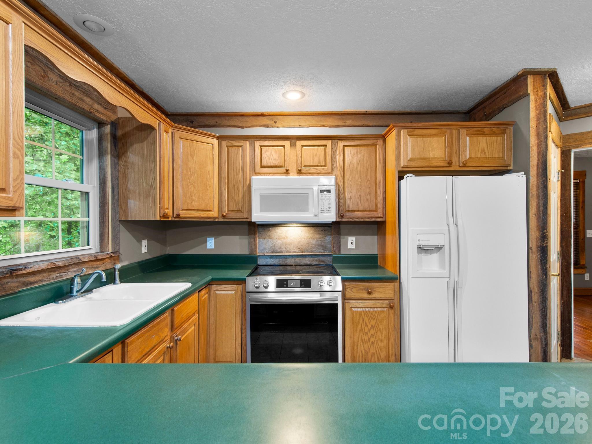 Laurel Lake Estates - Residential