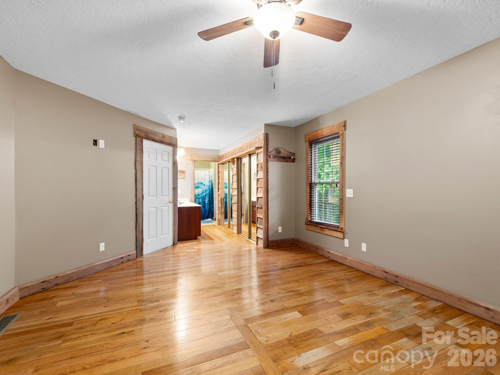 Laurel Lake Estates - Residential