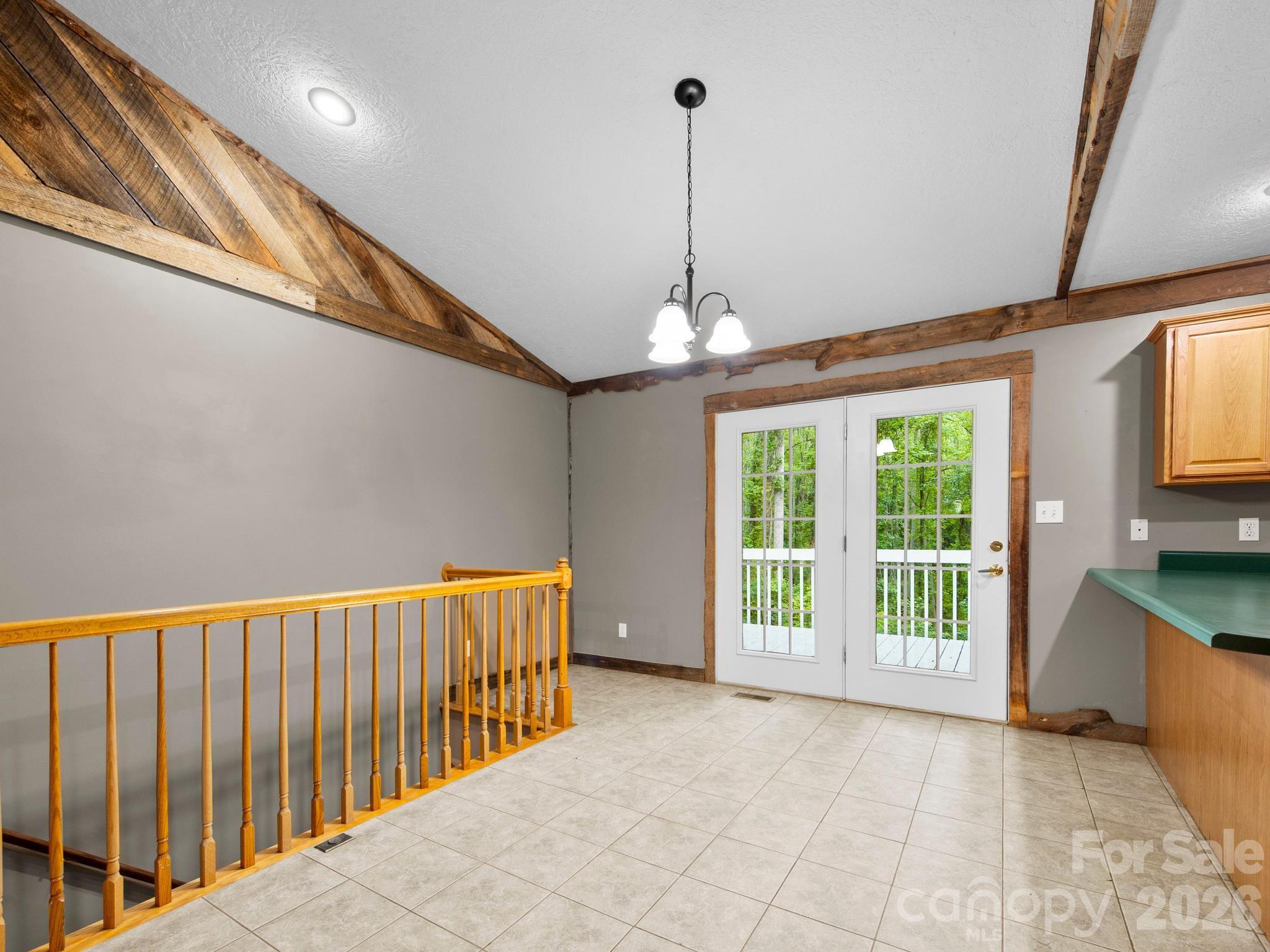 Laurel Lake Estates - Residential