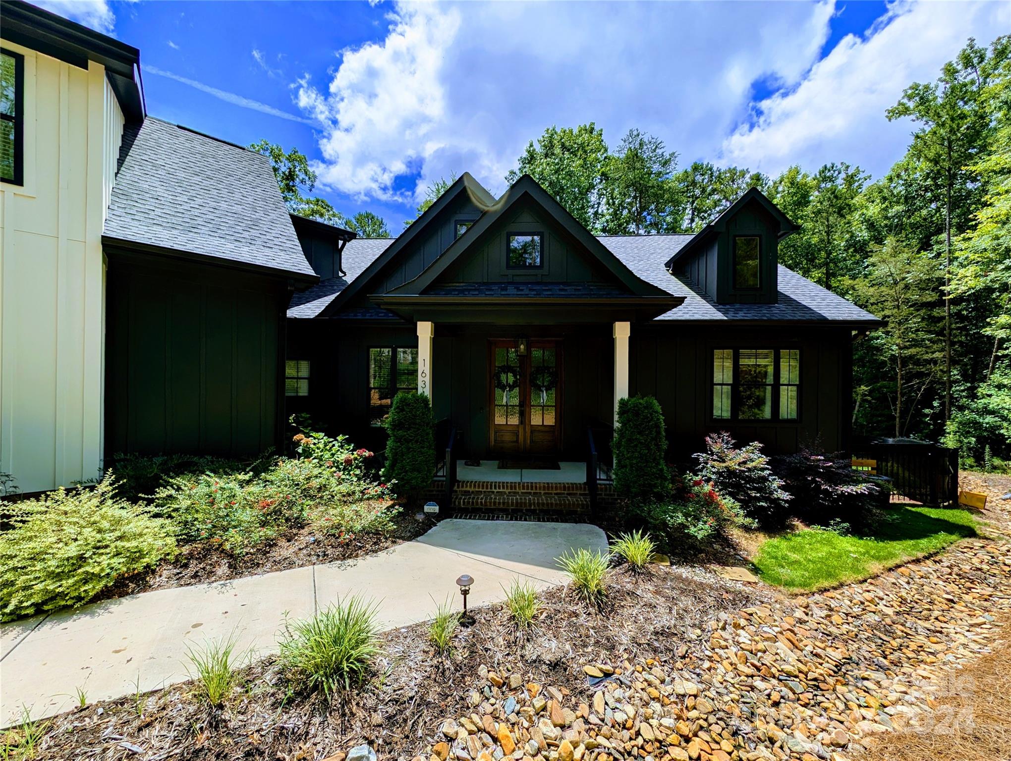 Foster Cove - Residential