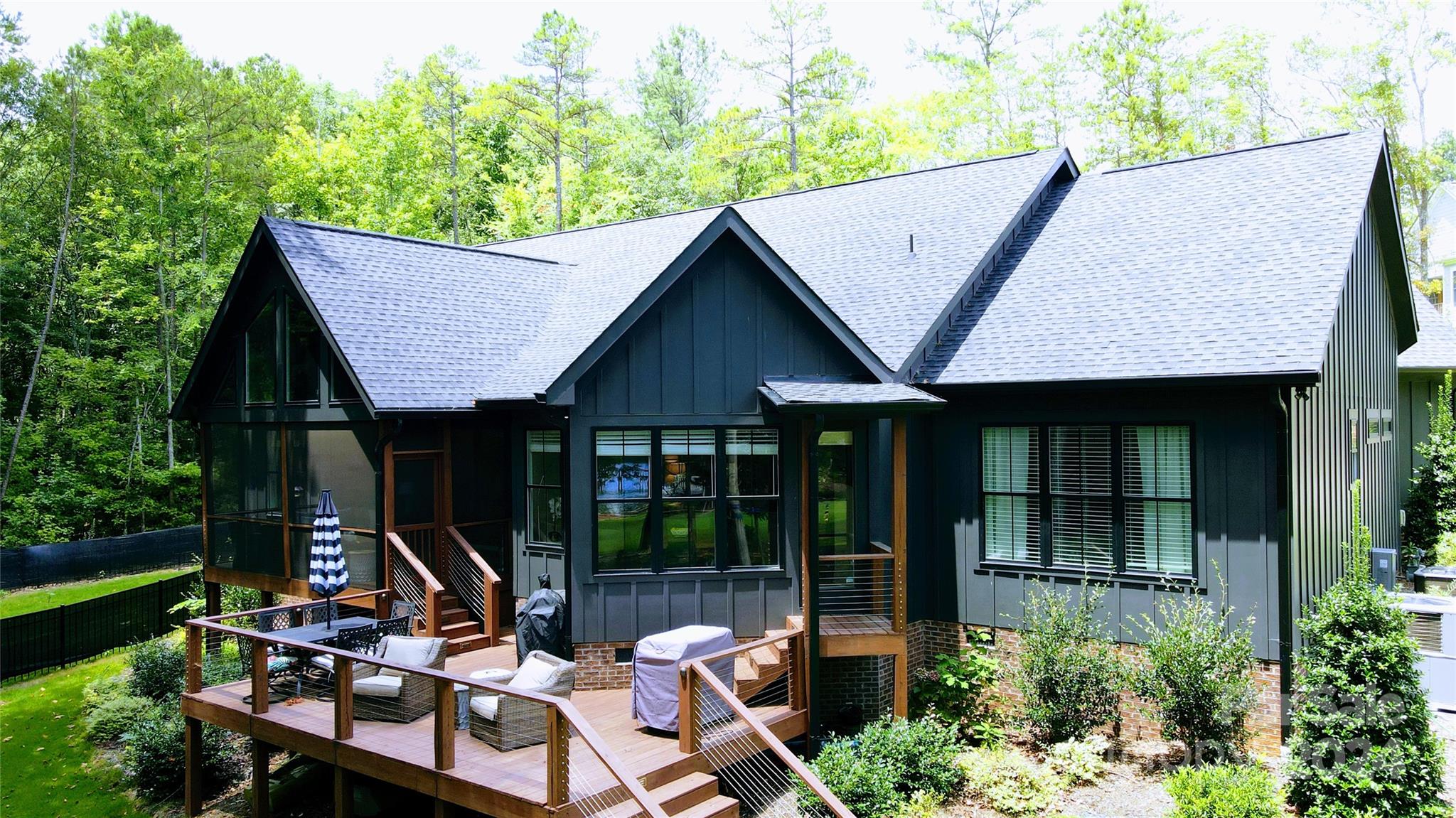 Foster Cove - Residential