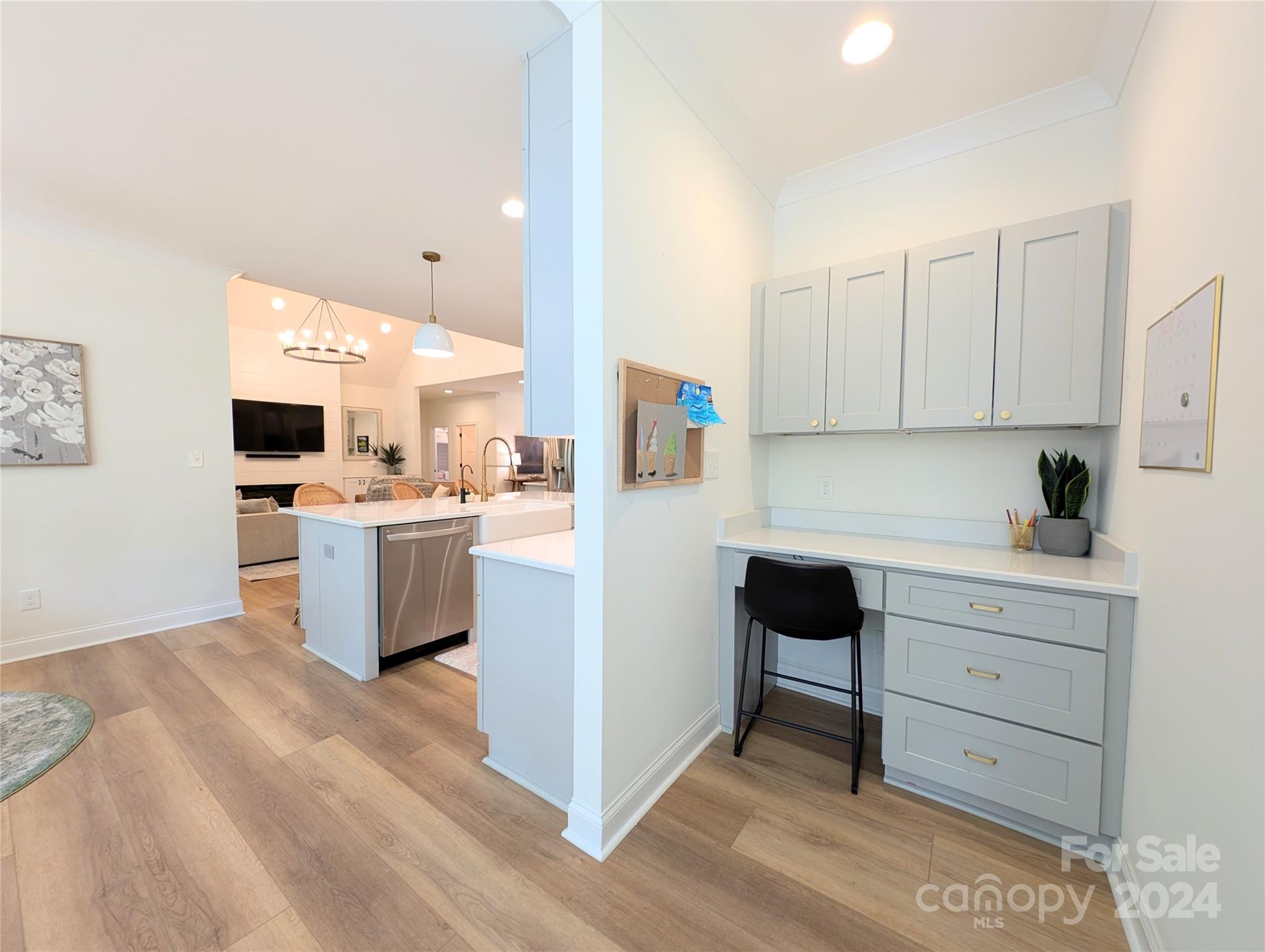 Foster Cove - Residential