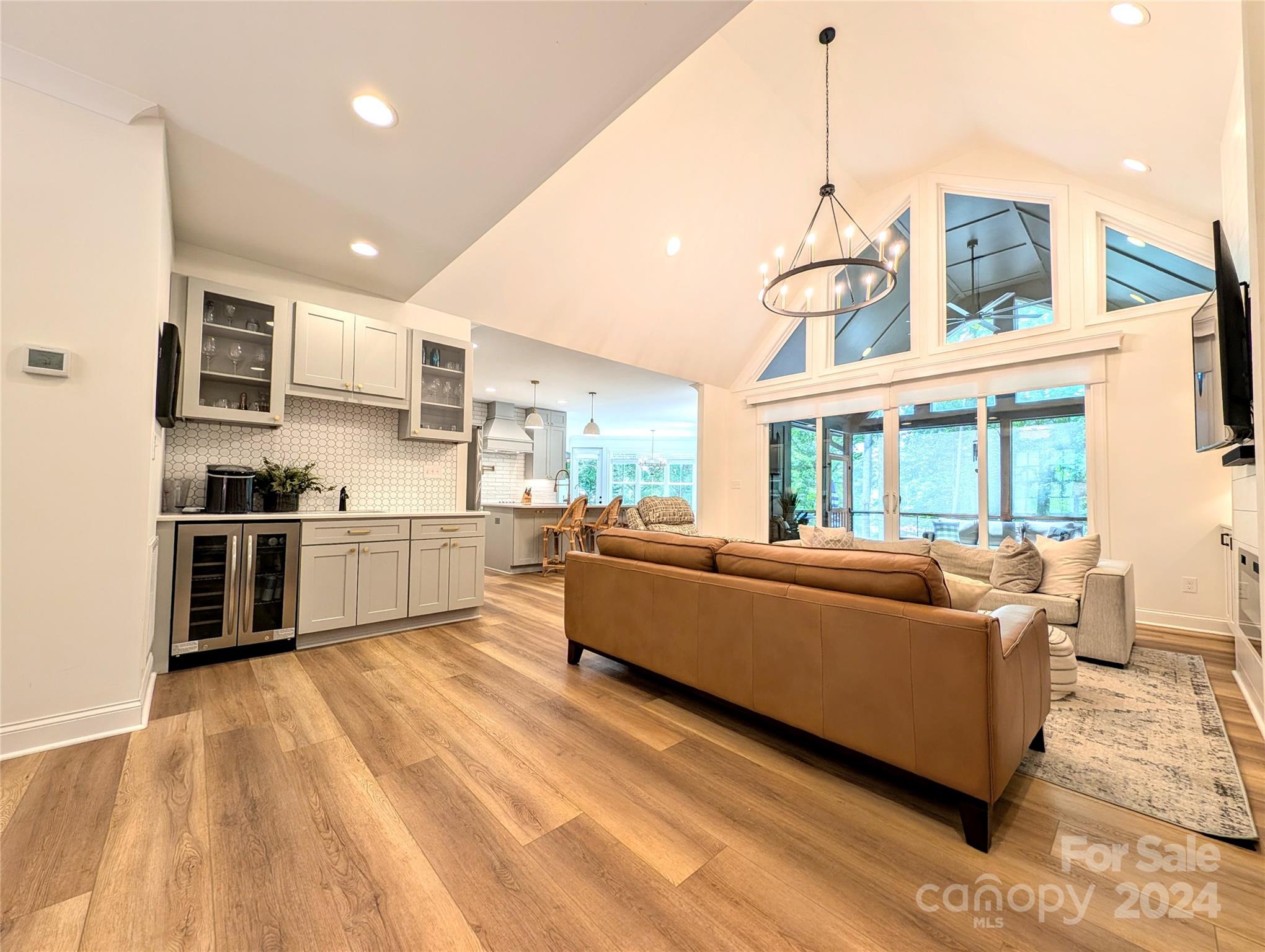 Foster Cove - Residential