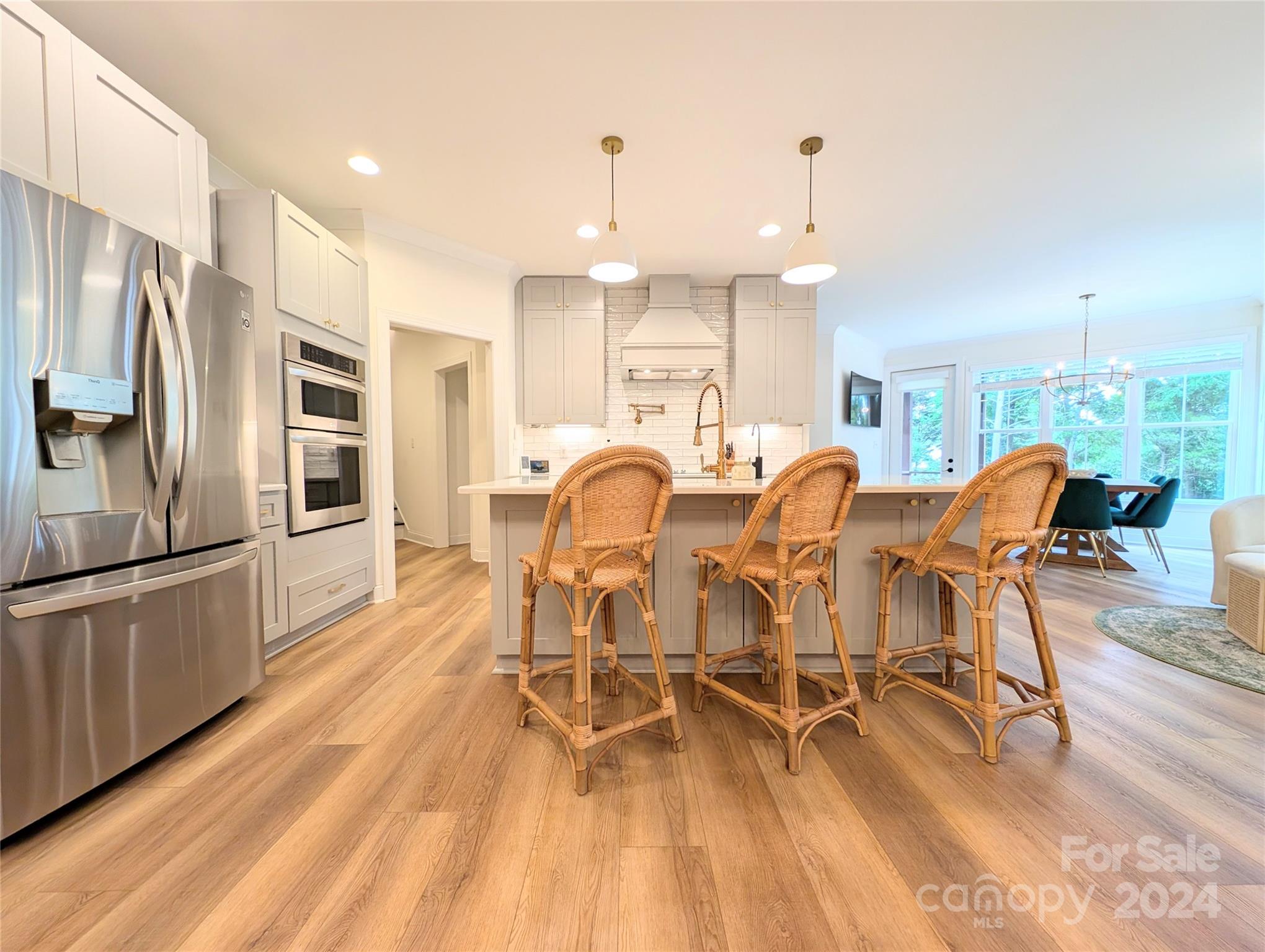 Foster Cove - Residential