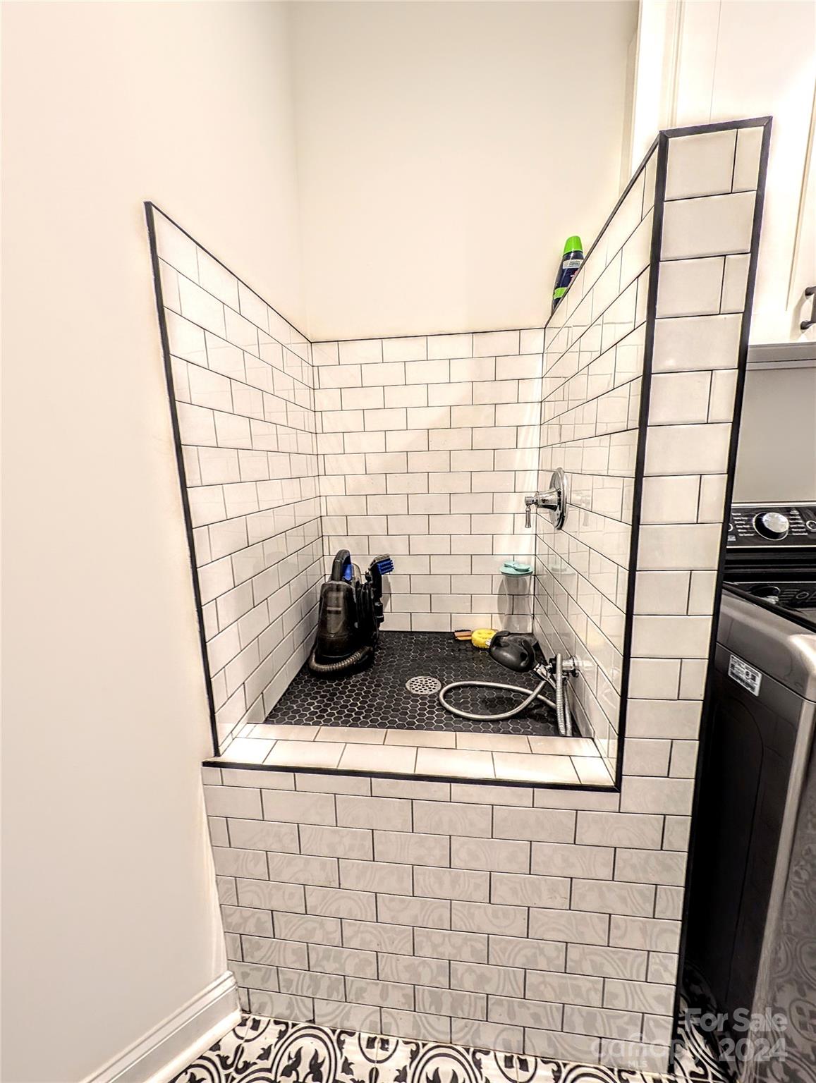 Foster Cove - Residential