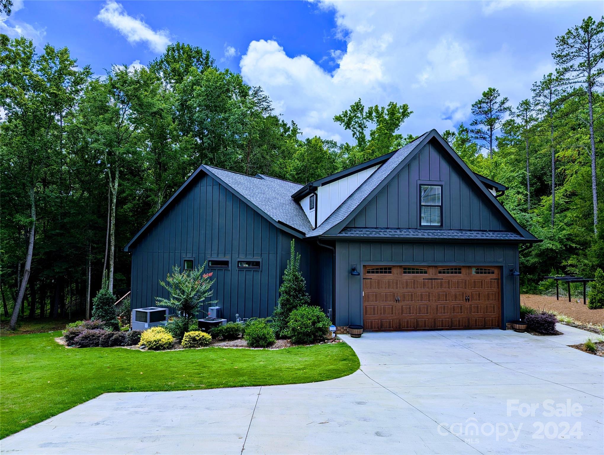 Foster Cove - Residential