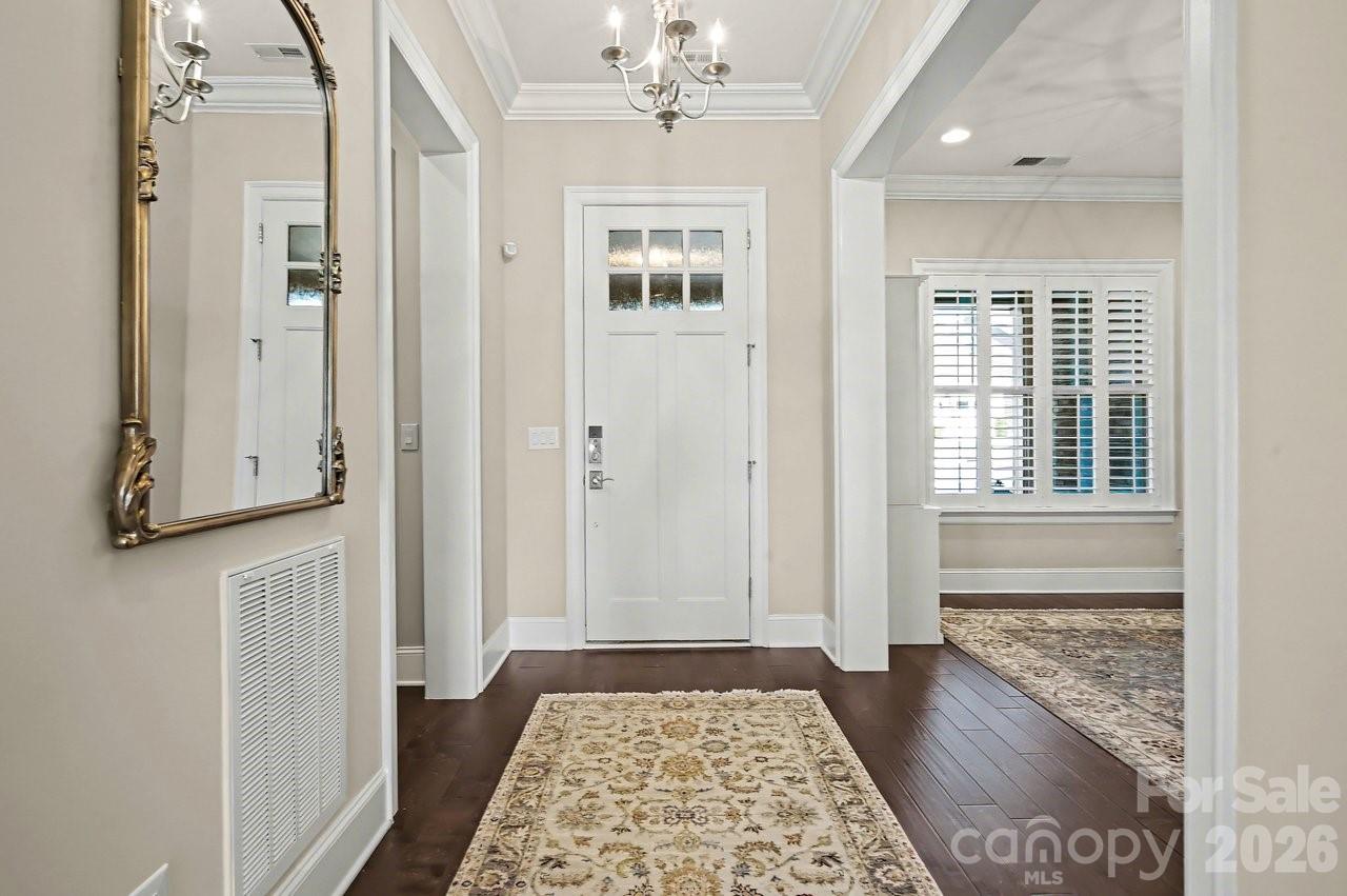 647 Tallulah Falls Drive