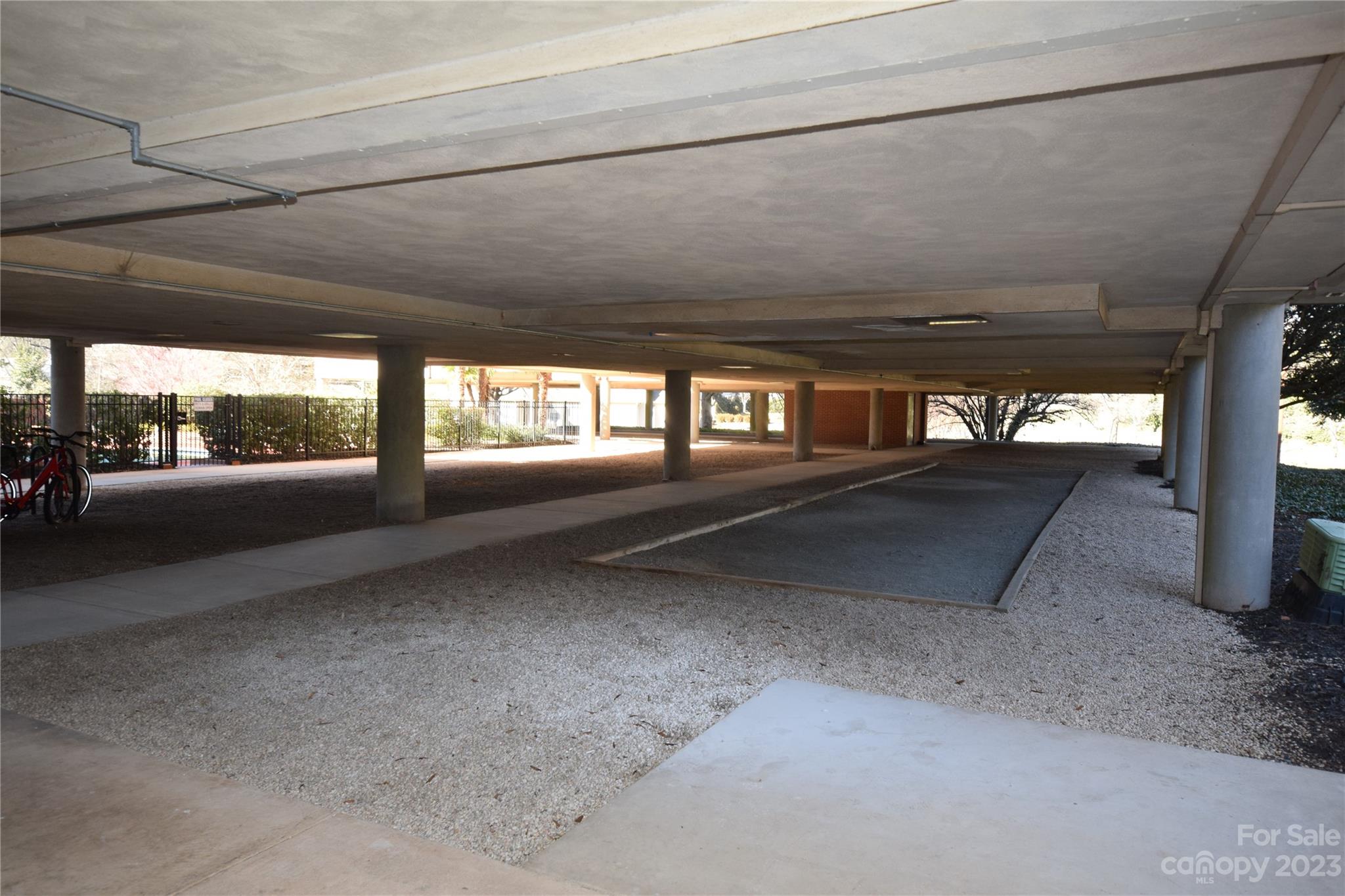 Queens Towers - Residential