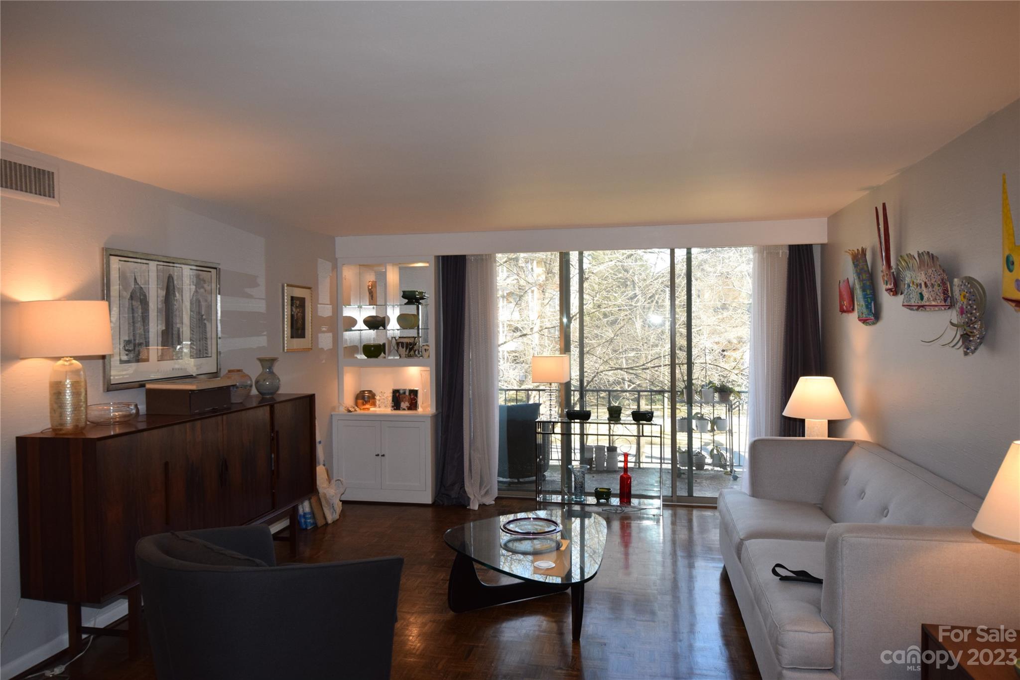 Queens Towers - Residential