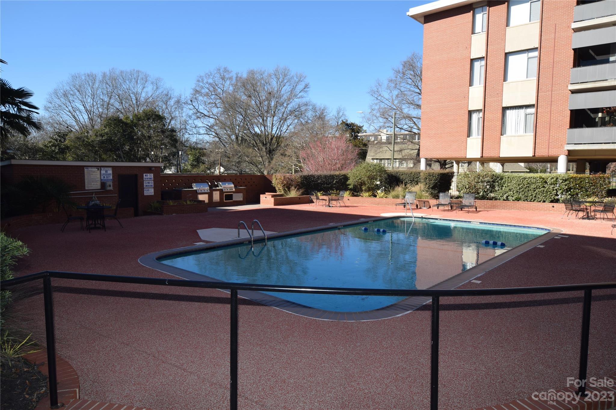 Queens Towers - Residential