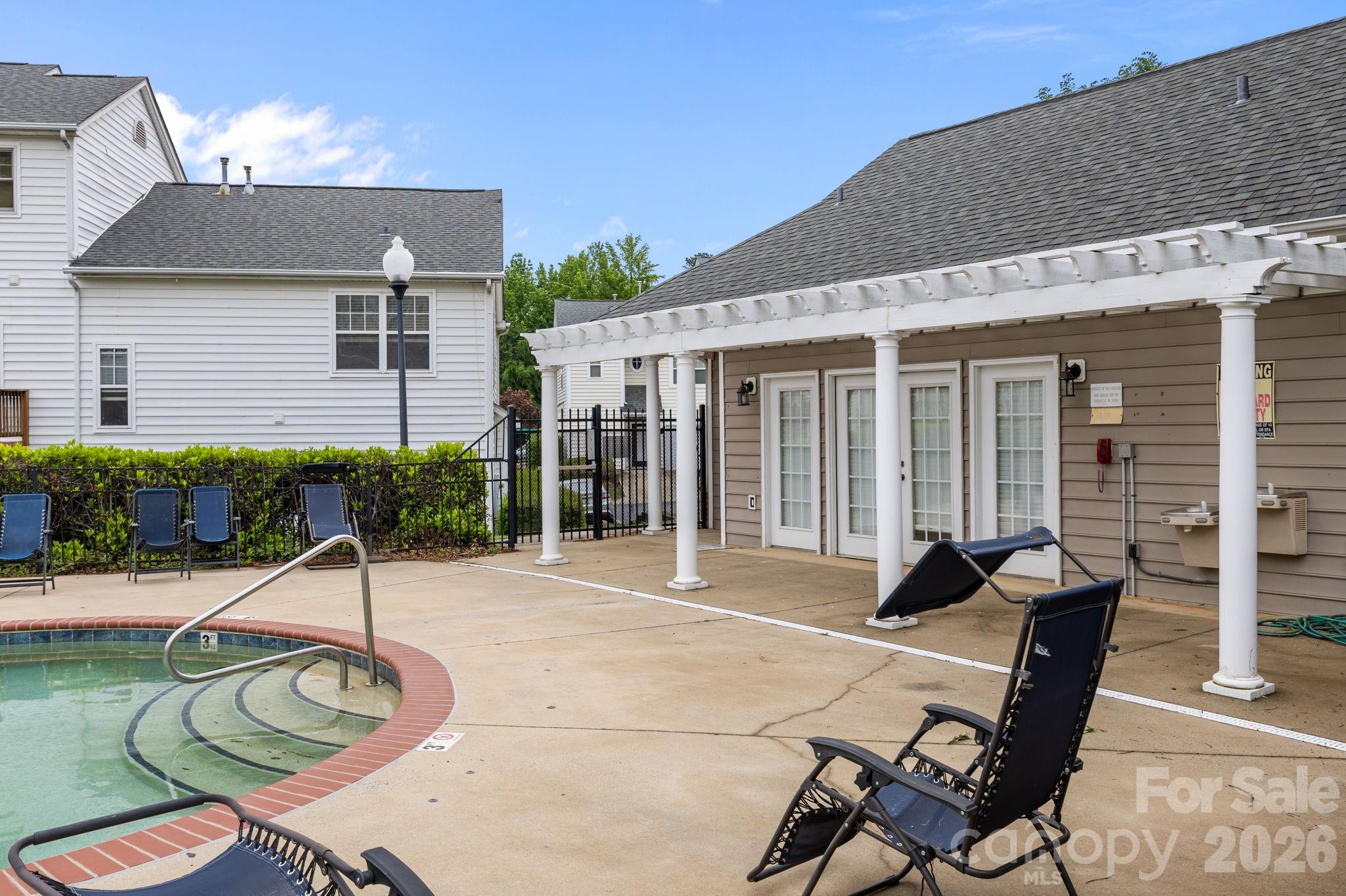 Avalon at Mallard Creek - Residential
