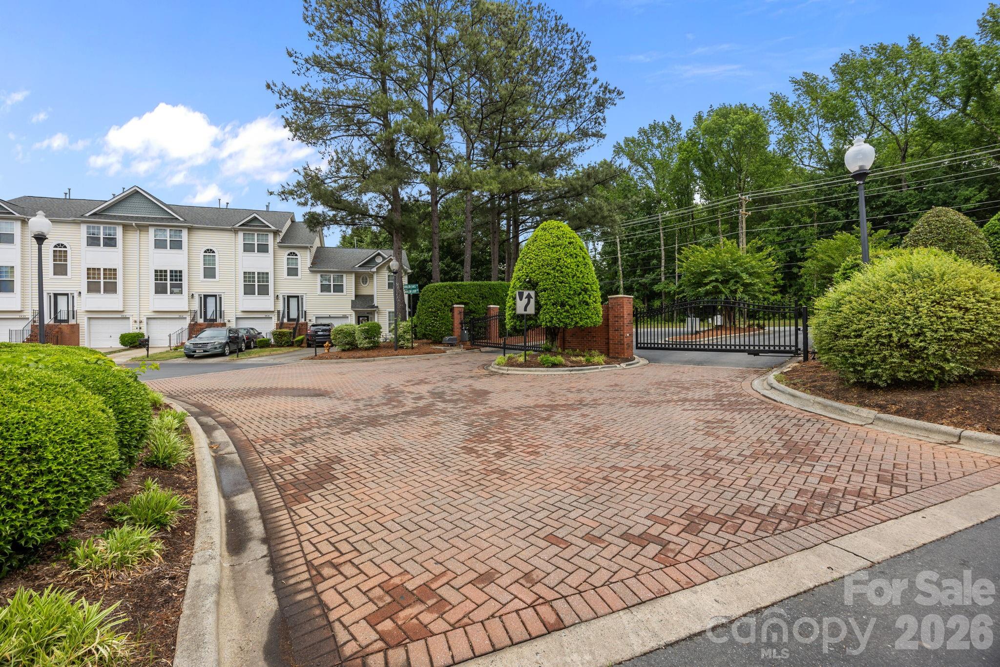 Avalon at Mallard Creek - Residential