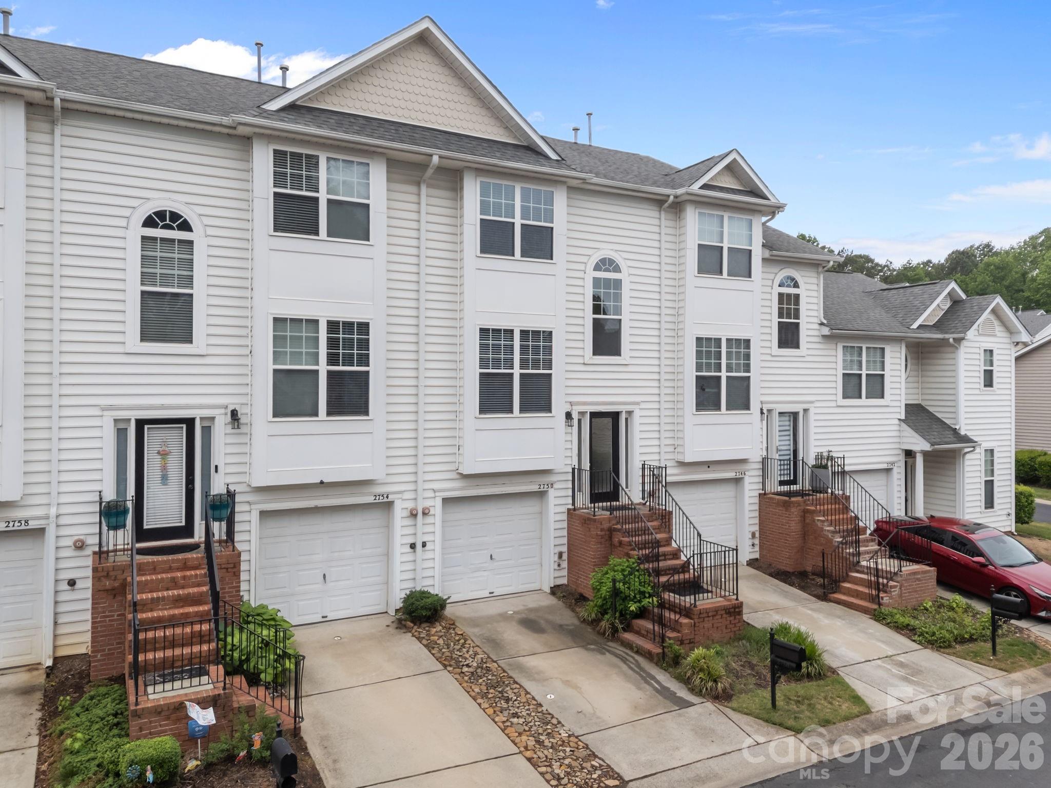 Avalon at Mallard Creek - Residential