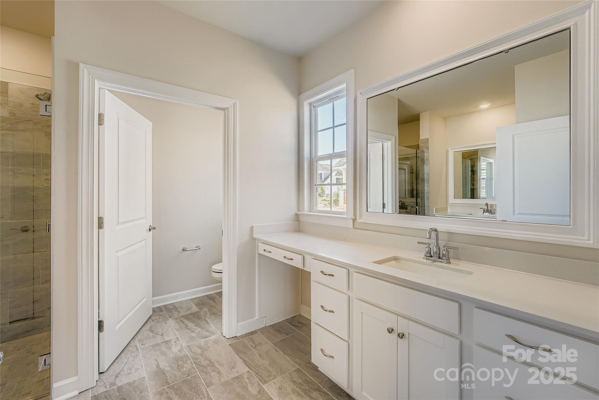 Roselyn - Residential