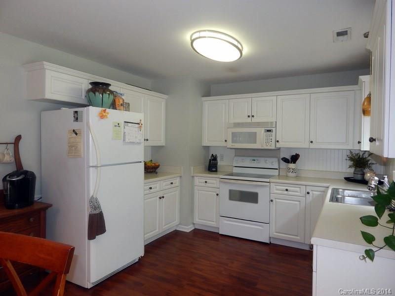 Hallmark Glen - Residential