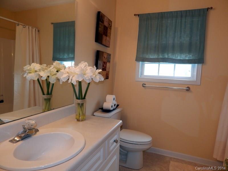 Hallmark Glen - Residential