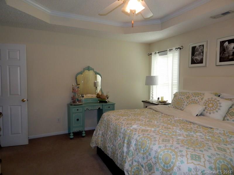 Hallmark Glen - Residential