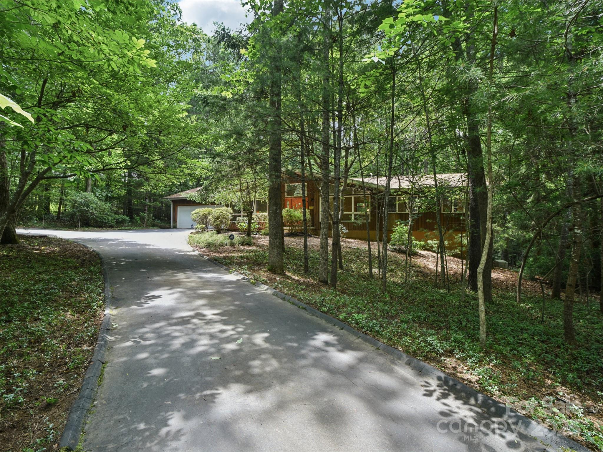 105 Sunningdale Drive