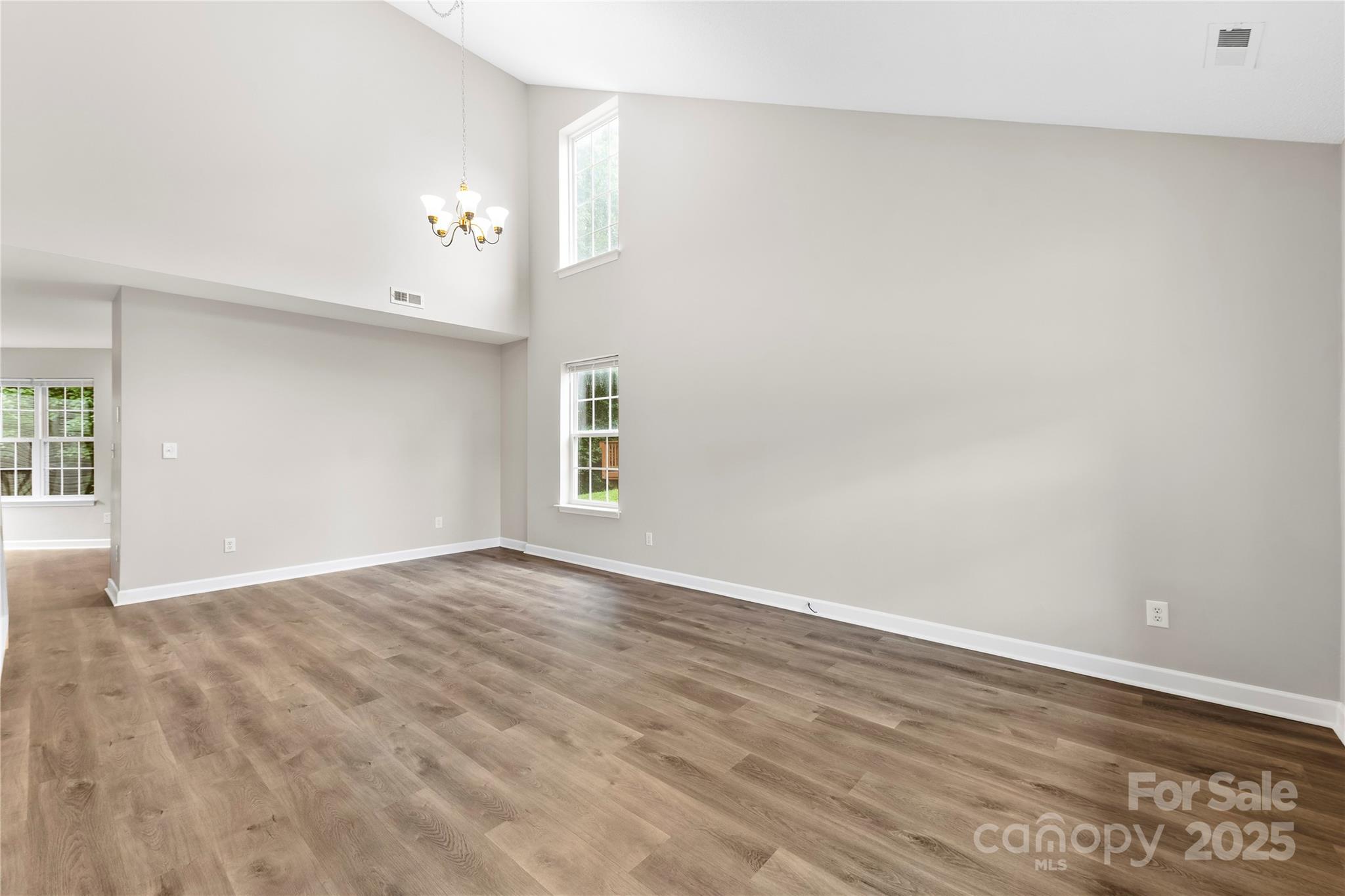 518 Canopy Court