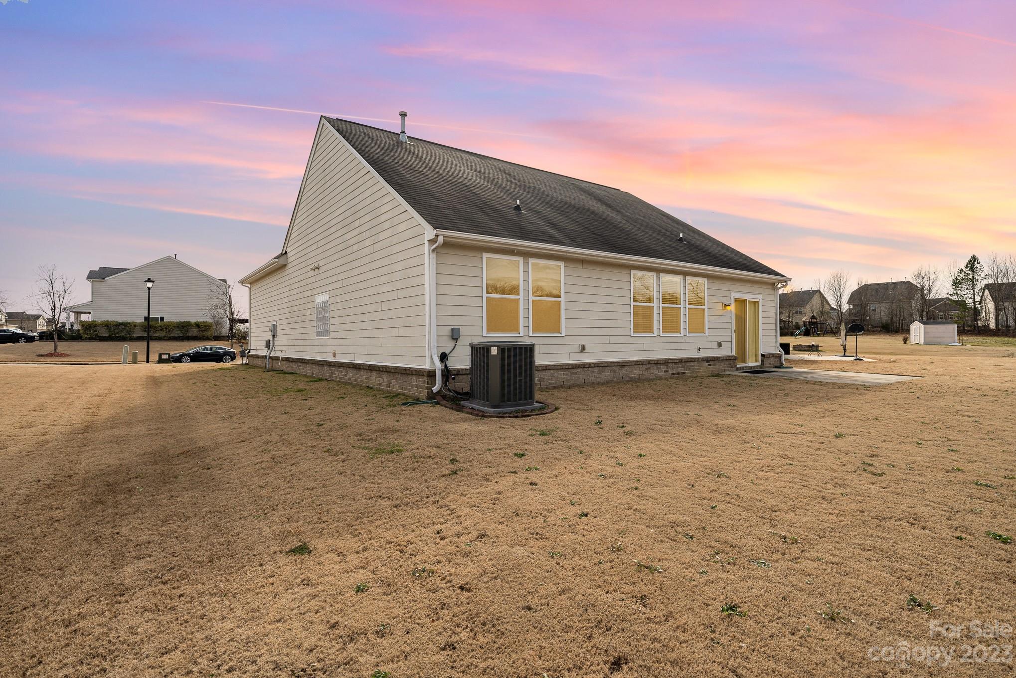 Fieldstone Farm - Residential