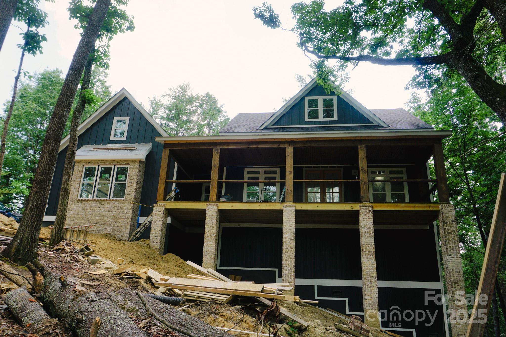 73 Summer Shade Court