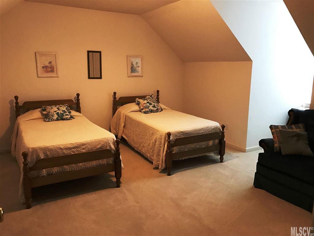 Colony Woods - Residential