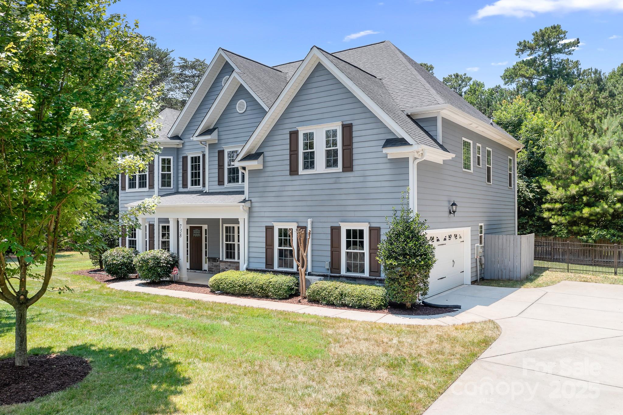 738 Kemp Road