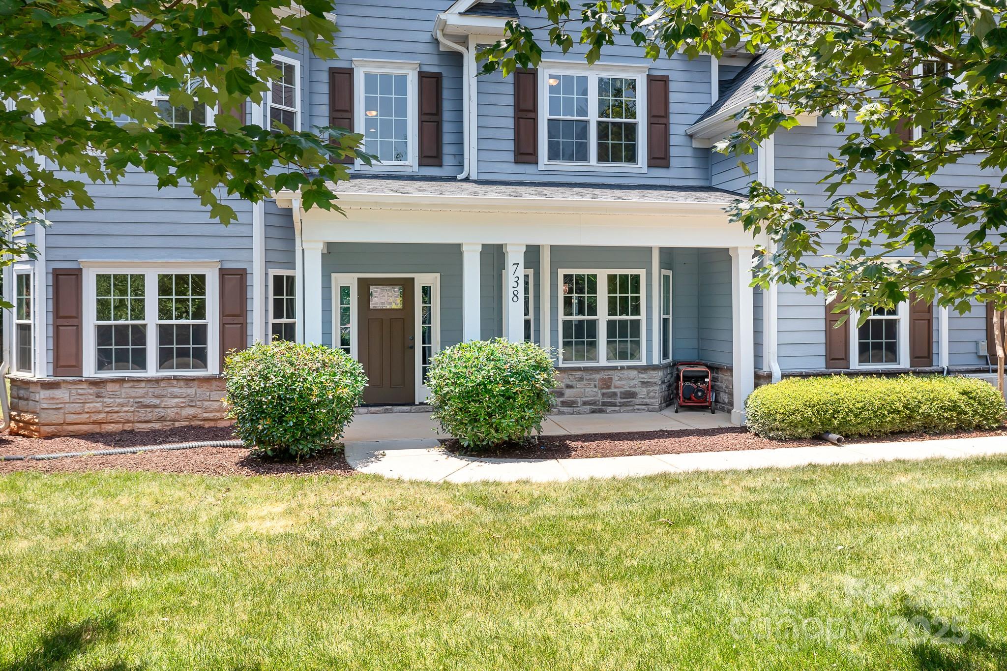 738 Kemp Road
