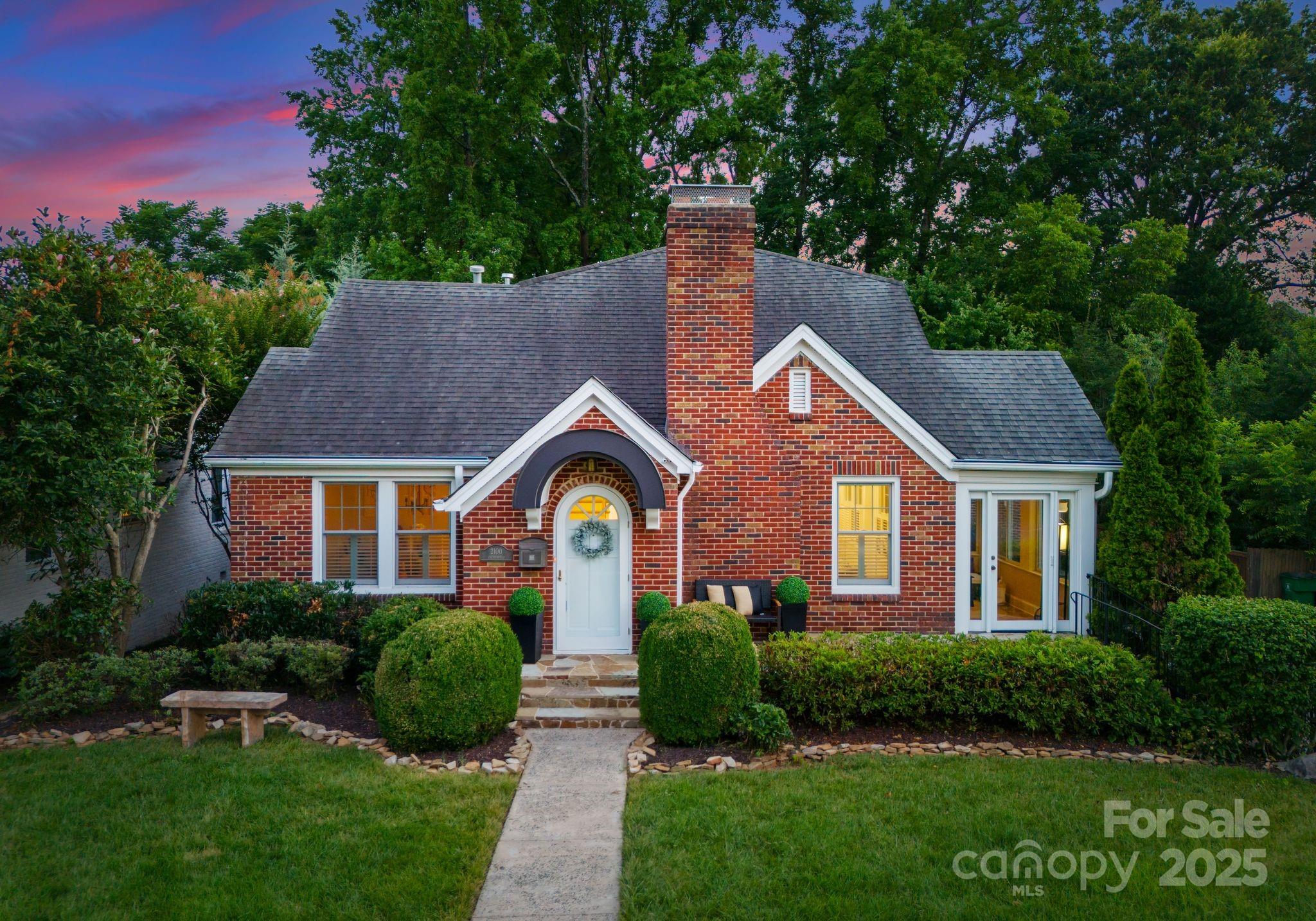 2100 Chesterfield Avenue