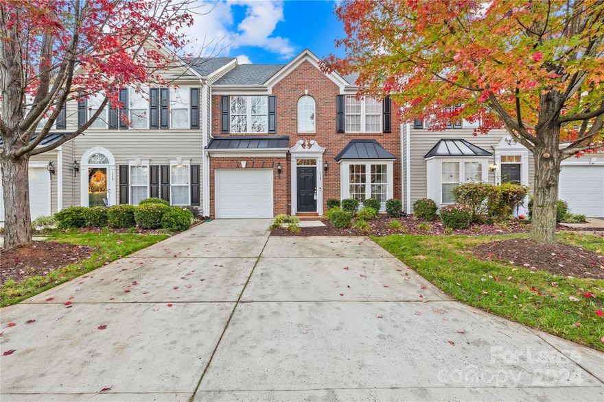 Brick-front, 3-bedroom, 2.5-bath townhome in Fairway Townes with fenced backyard, near Anne Springs Close Greenway, available now! Main floor offers an open layout with family room and fireplace, dining area, kitchen with granite countertops, 2-tier island, tile backsplash, sunroom with ample windows, and a half bath. The master suite includes a walk-in shower, tub, and spacious walk-in closet. Upstairs has two additional bedrooms, full bath, and laundry. One-car garage and extended driveway for extra parking.

Convenient to Harris Teeter, Kingsley, Baxter, and major highways. Rent includes HOA fees, washer, dryer, and refrigerator. Tenants cover water, gas, electricity, and lawn care for the backyard. Renters insurance required; 1-year lease minimum, no subleasing. Background checks and application fees for tenants 18+.